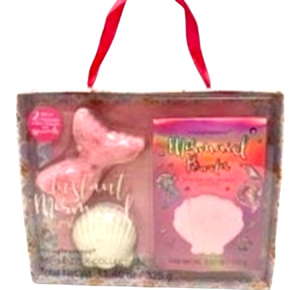 MERMAID Bath Gift Set 2 bath Fizzers and Bath Powder - Picture 3 of 12